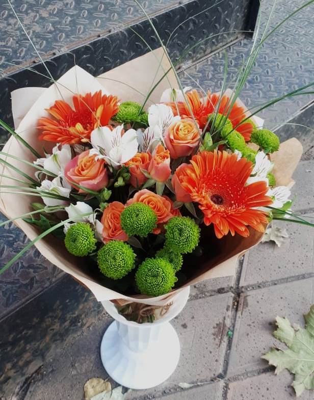 Букет цветов из: Герберы, Хризантемы, Альстромерии и Розы в Курджиново