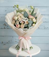 Букет цветов из:  Розы и Лизиантусы #REPLACE_PRED# Курджиново