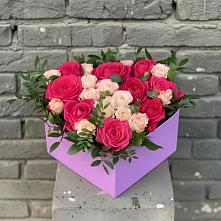 Цветочная композиция из Розы в коробке в Курджиново