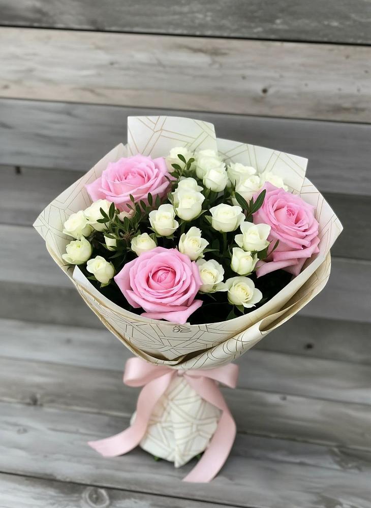 Букет цветов из: Розы в Курджиново