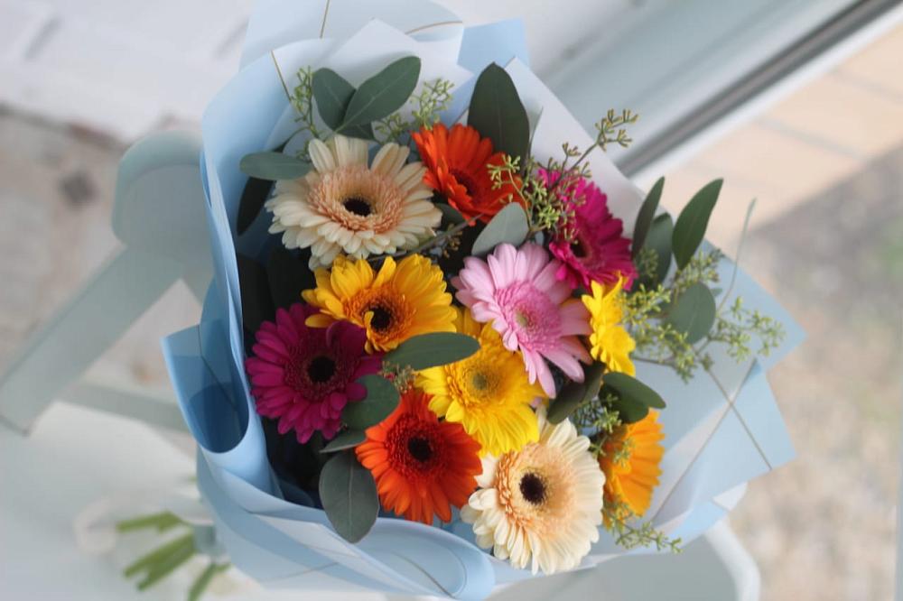 Букет цветов из: Герберы в Курджиново