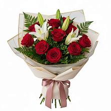 Букет цветов из:  Лилии и Розы в Курджиново