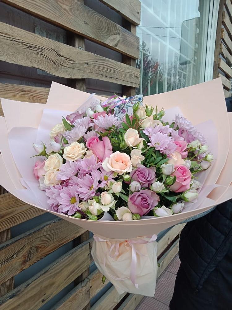 Букет цветов из: Розы и Хризантемы в Курджиново