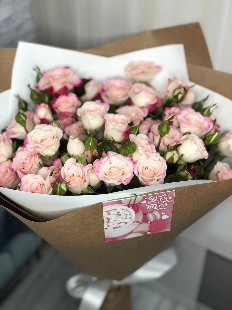 Букет цветов из: Розы в Курджиново