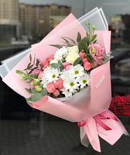 Букет цветов из:  Розы, Лизиантусы и Хризантемы в Курджиново