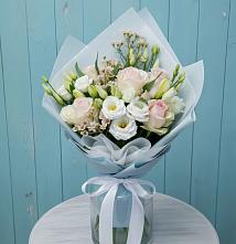 Букет цветов из:  Розы и Лизиантусы #REPLACE_PRED# Курджиново